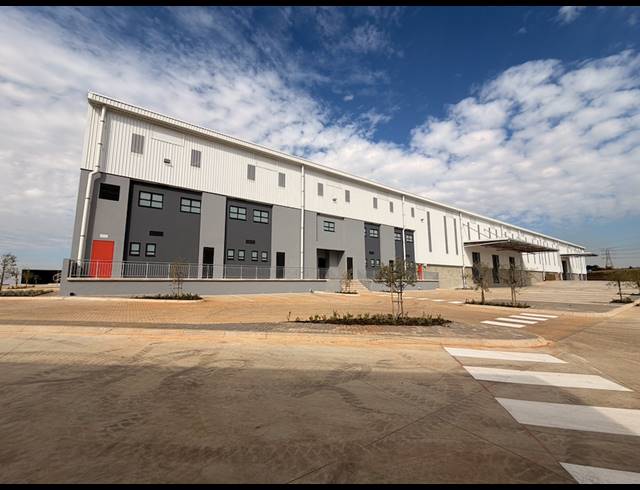 12,619M² WAREHOUSE TO LET IN WITFONTEIN